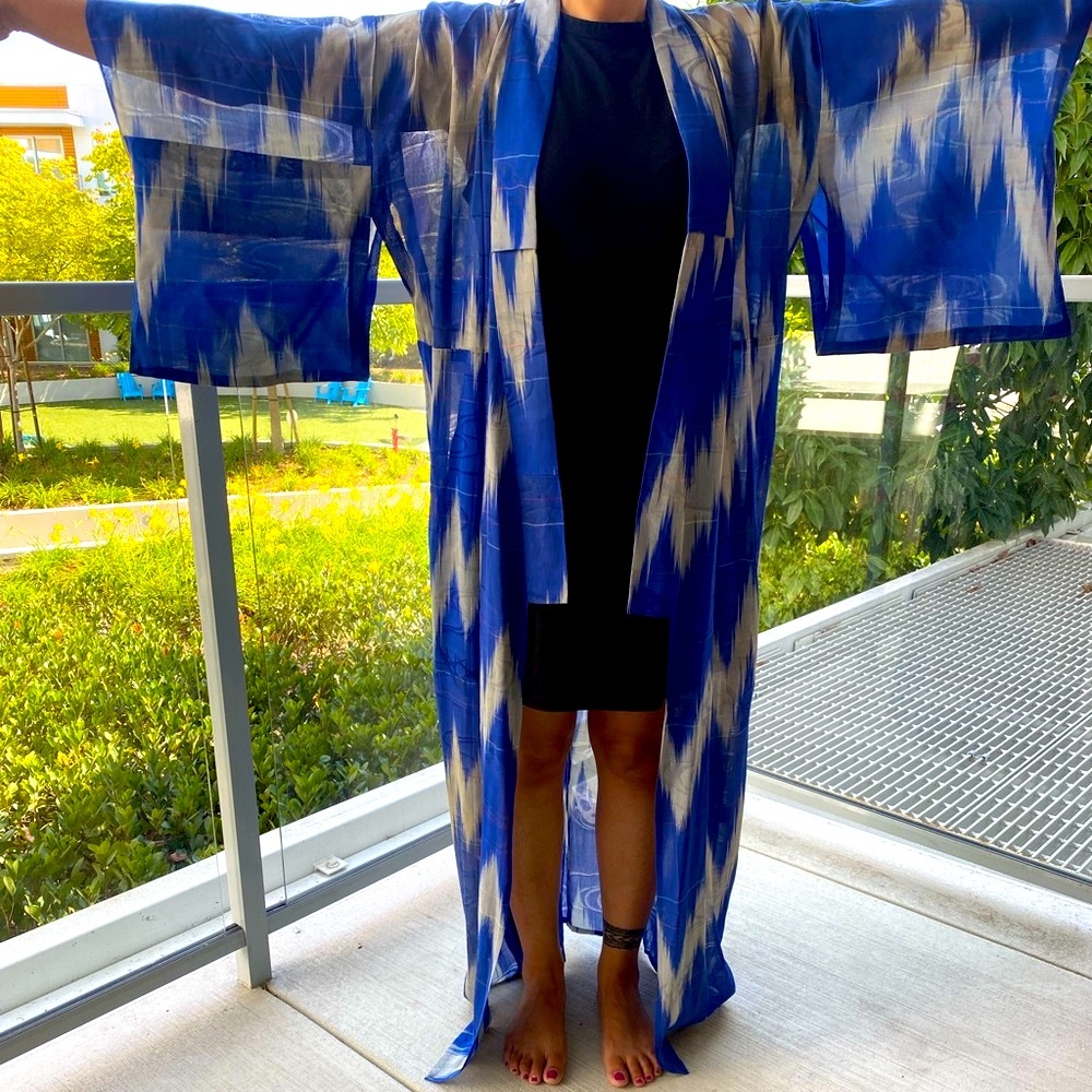 Kimono style robe/duster.